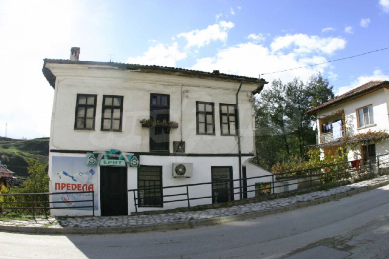 Haus in Bansko, Bulgarien, 200 m2 - Foto 1