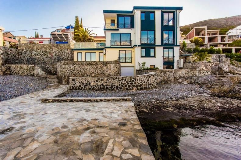 Casa en Krasici, Montenegro, 420 m2 - imagen 1