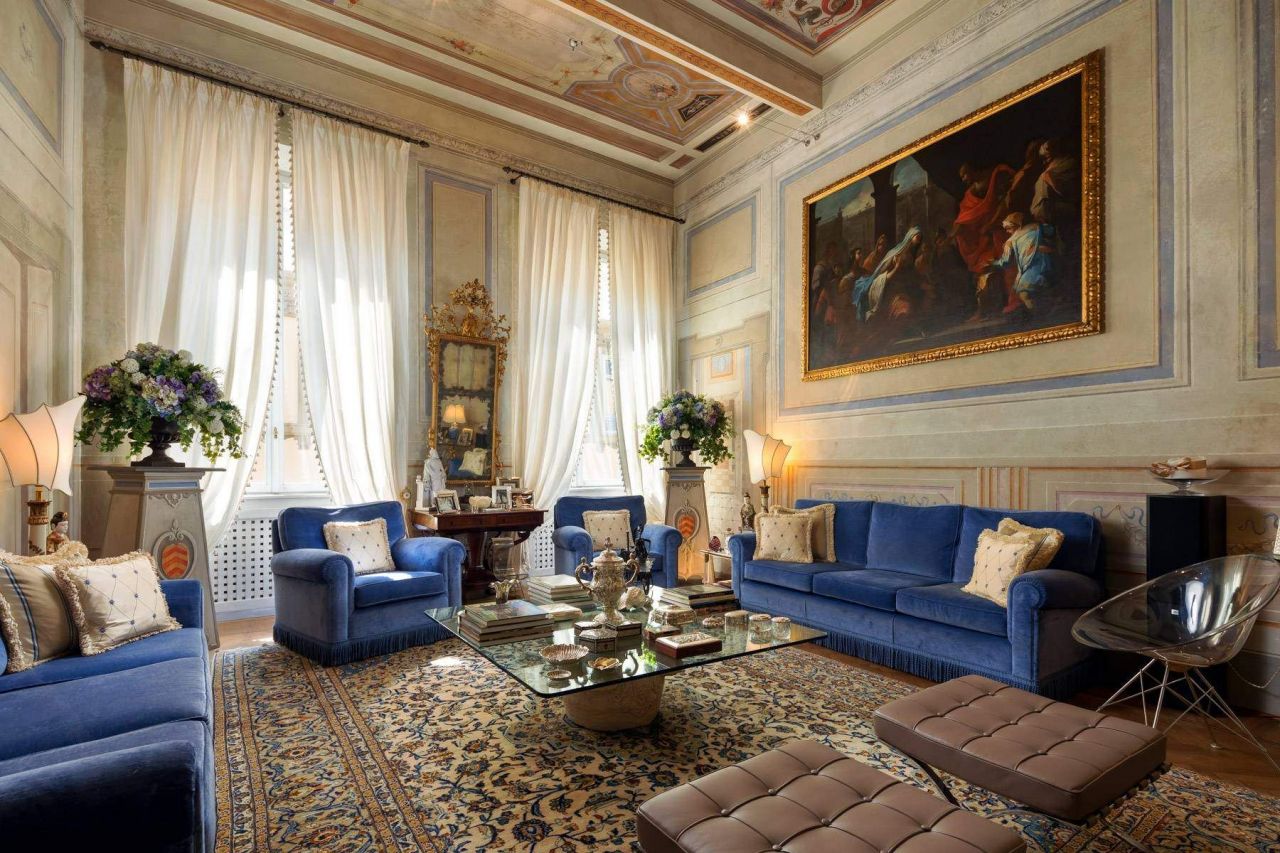 Appartement à Arezzo, Italie, 310 m2 - image 1