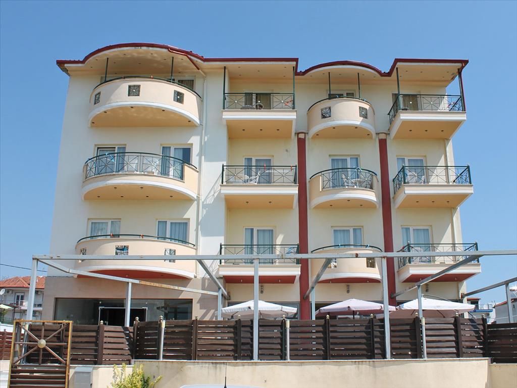 Hotel en Pieria, Grecia, 1 300 m2 - imagen 1