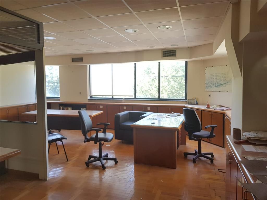 Commercial property in Athens, Greece, 130 sq.m - picture 1