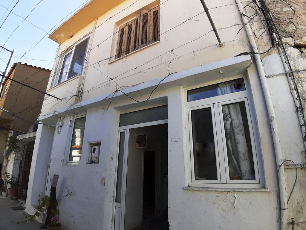 House in Heraklion Prefecture, Greece, 90 sq.m - picture 1