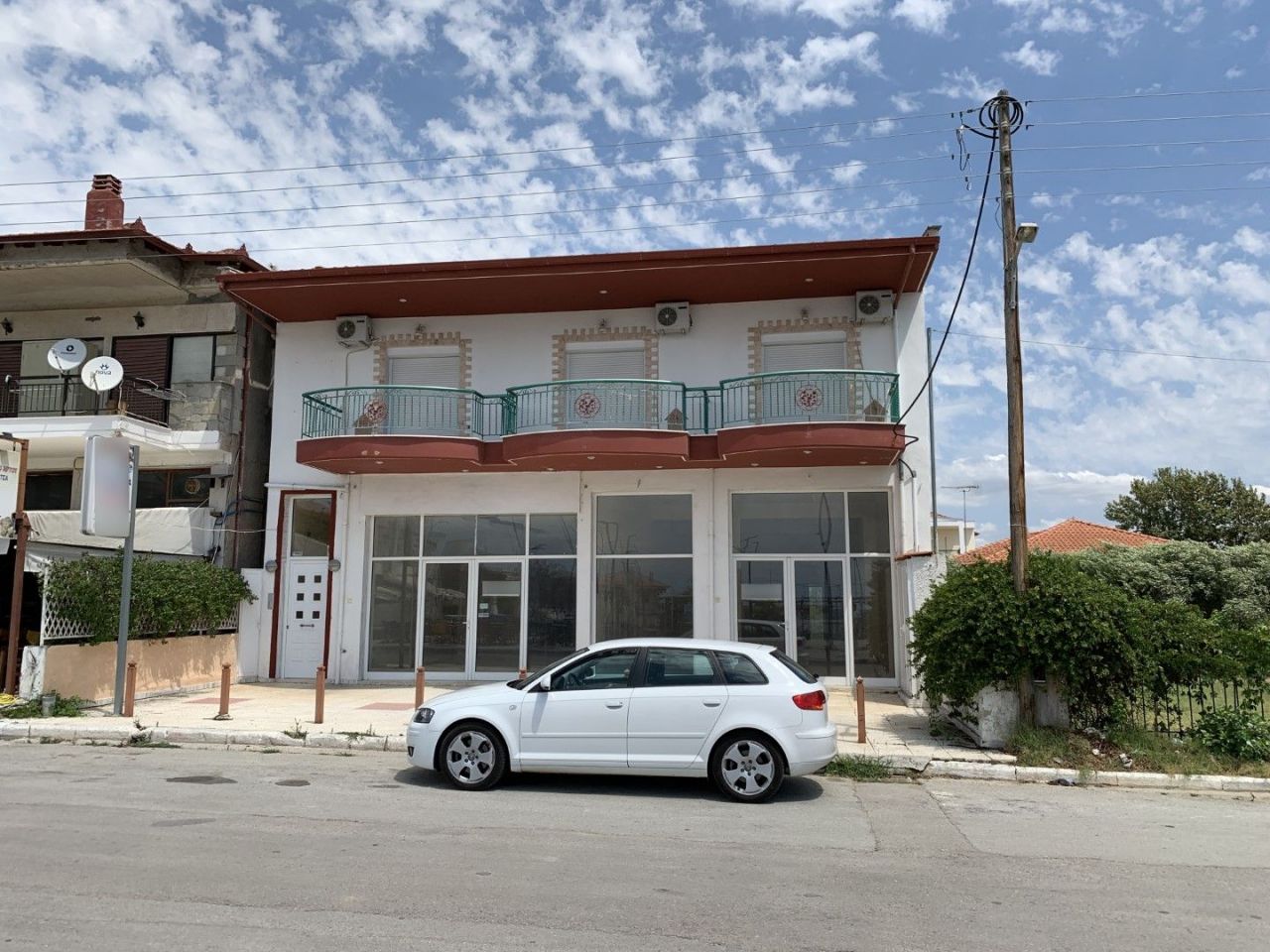 Commercial property in Thessaloniki, Greece, 400 sq.m - picture 1