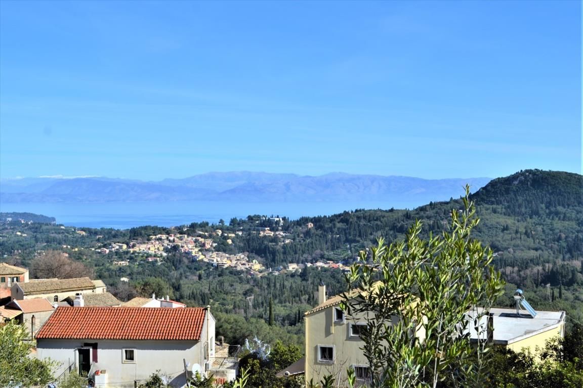 Land in Corfu, Greece, 1 200 sq.m - picture 1
