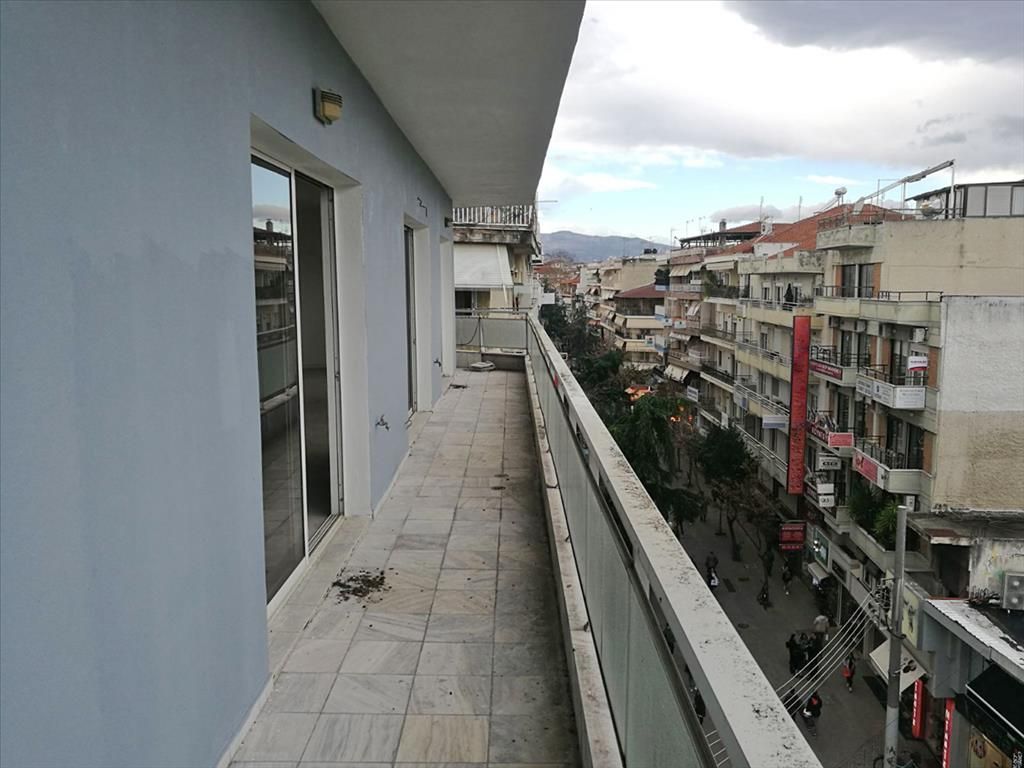 Gewerbeimmobilien in Pieria, Griechenland, 135 m2 - Foto 1