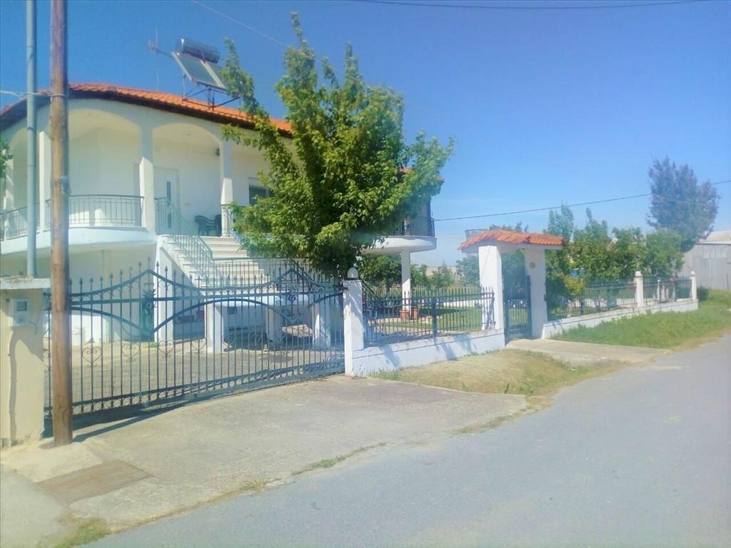 Casa en Pella, Grecia, 375 m2 - imagen 1