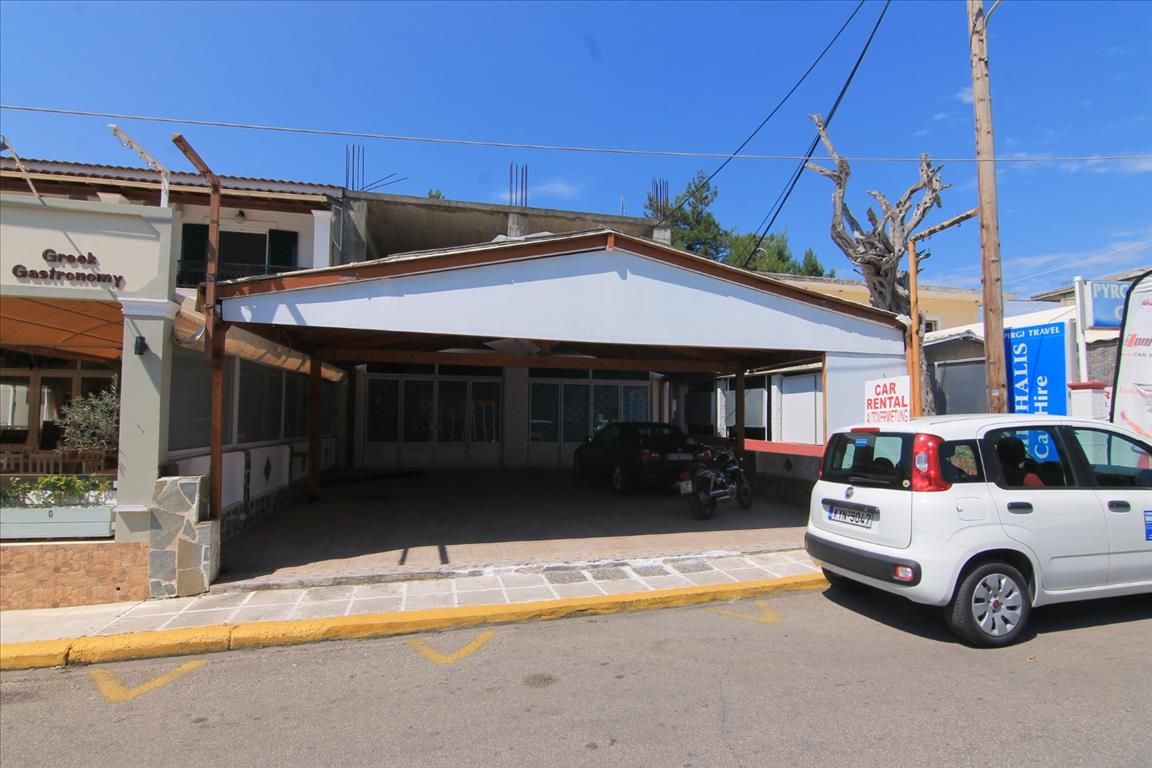 Commercial property in Corfu, Greece, 145 sq.m - picture 1