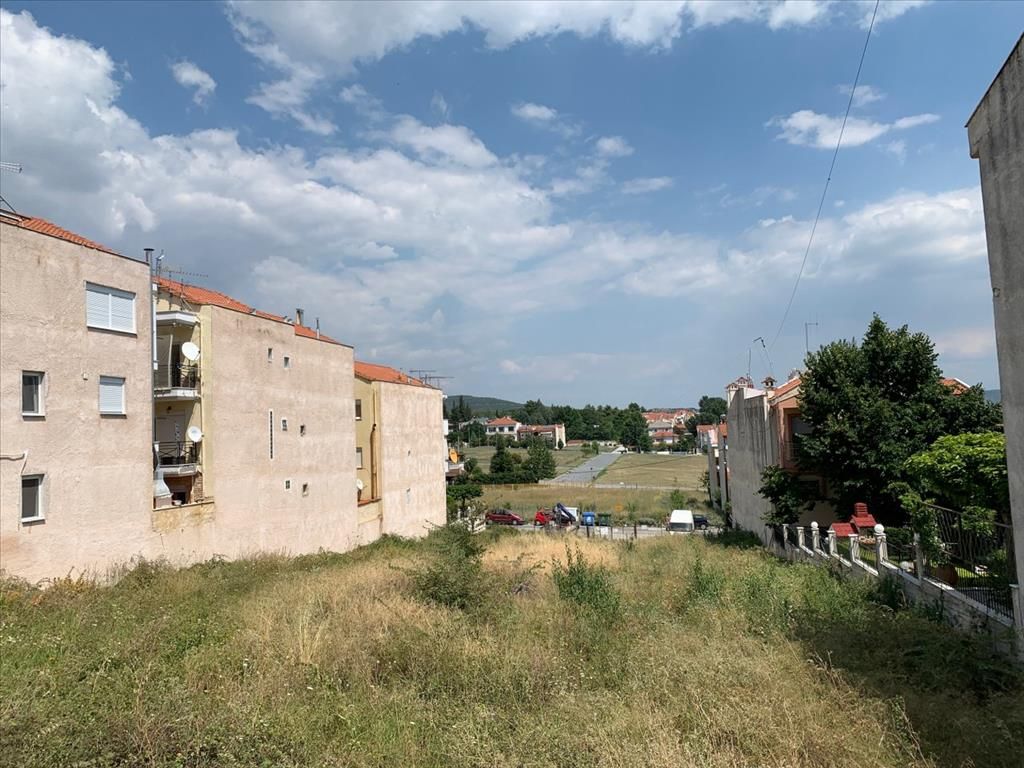 Land in Thessaloniki, Greece, 1 515 sq.m - picture 1