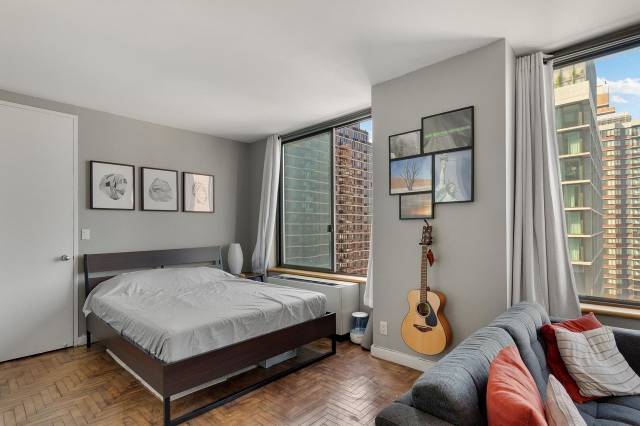 Appartement à New York, États-Unis, 41 m2 - image 1