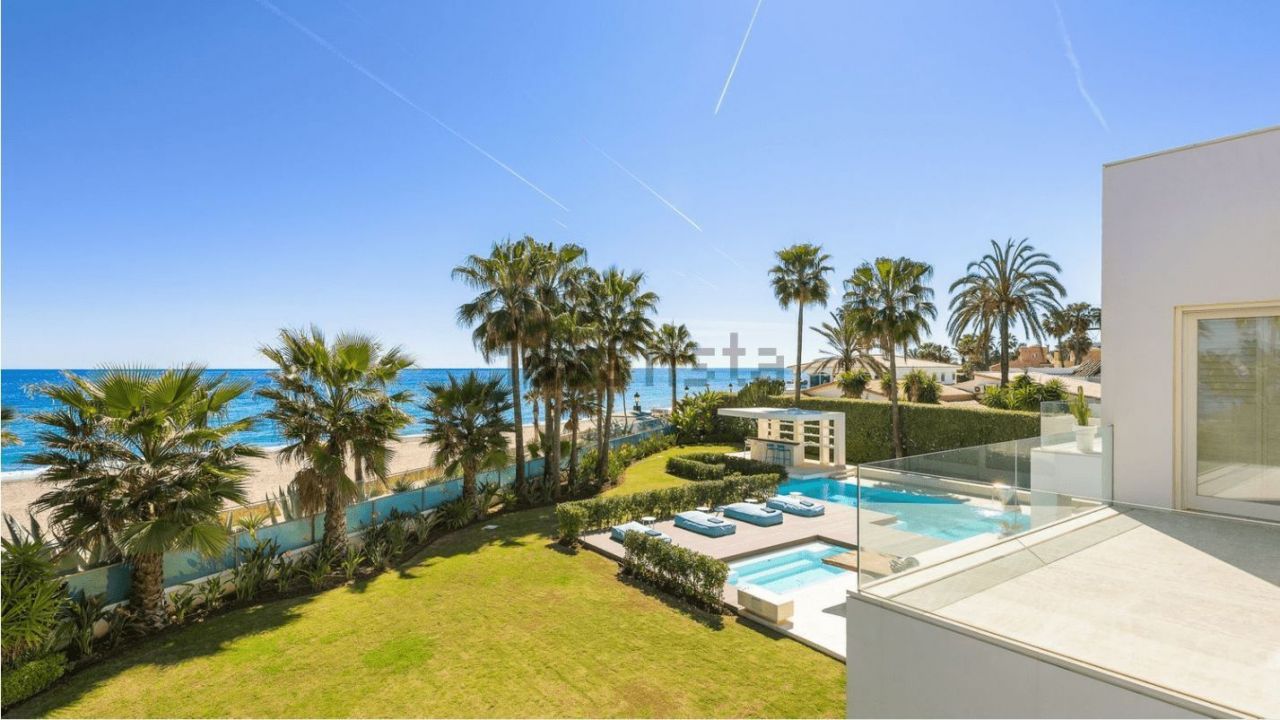 Villa in Marbella, Spanien, 1 140 m2 - Foto 1