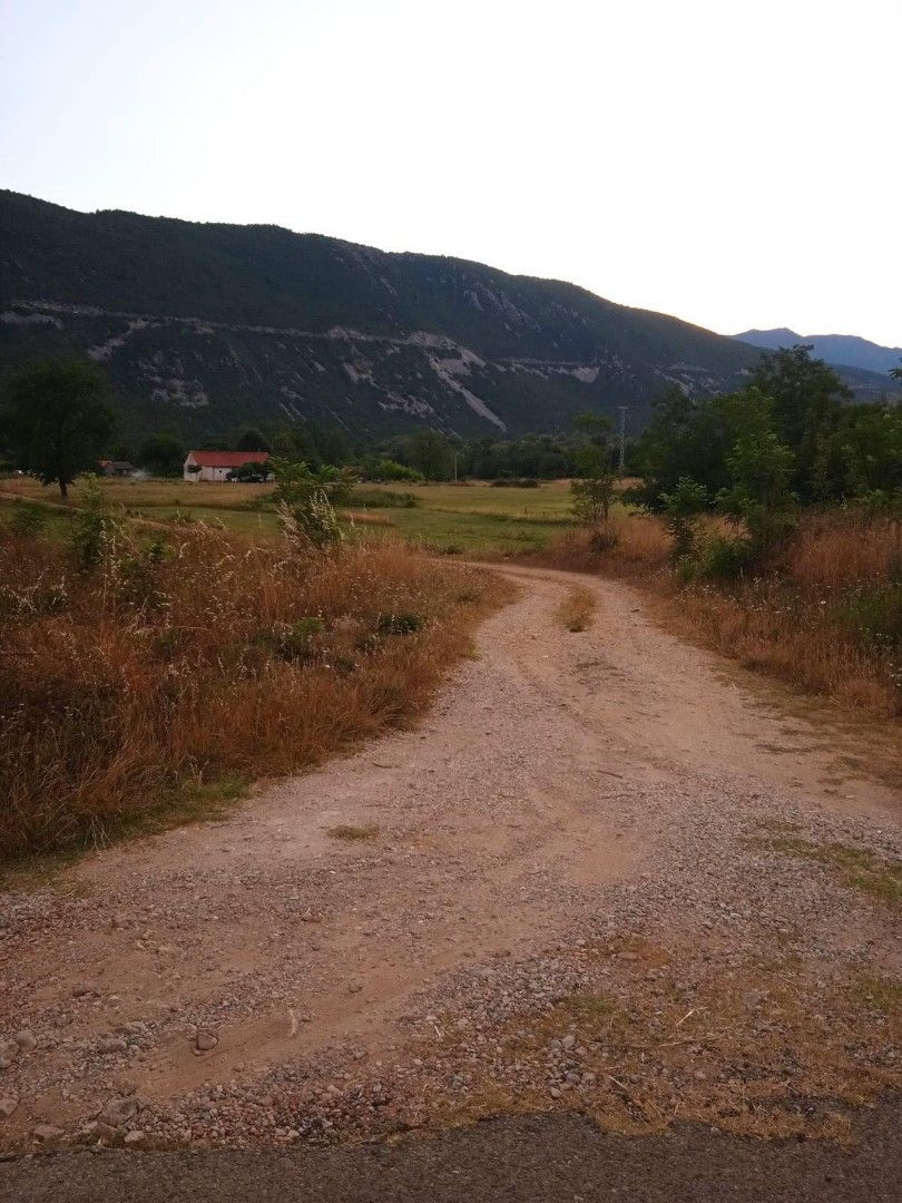 Land in Danilovgrad, Montenegro, 2 310 sq.m - picture 1