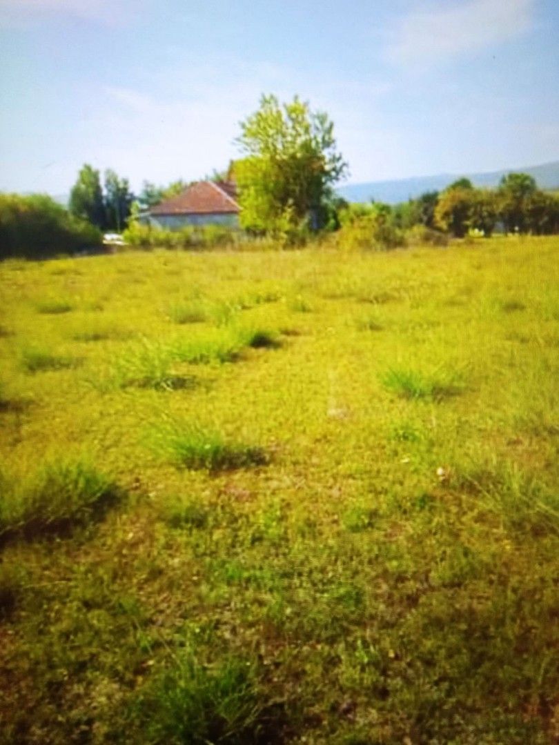 Land in Danilovgrad, Montenegro, 2 067 sq.m - picture 1