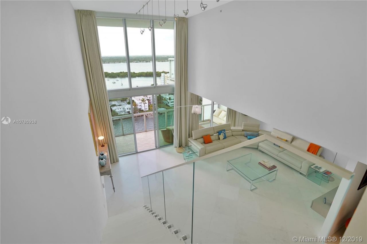 Apartment in Miami, USA, 232 sq.m - picture 1