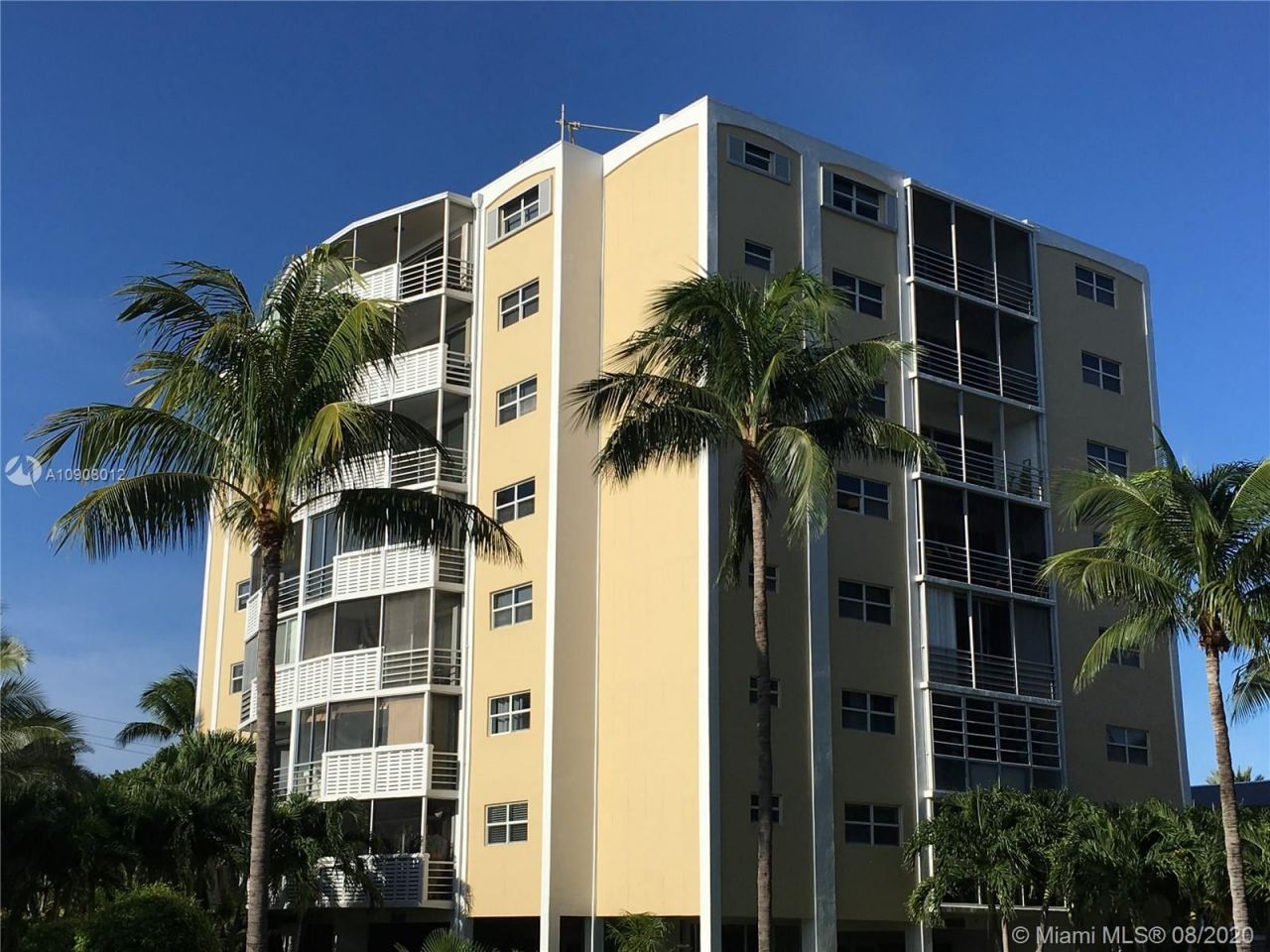 Apartment in Miami, USA, 101 sq.m - picture 1