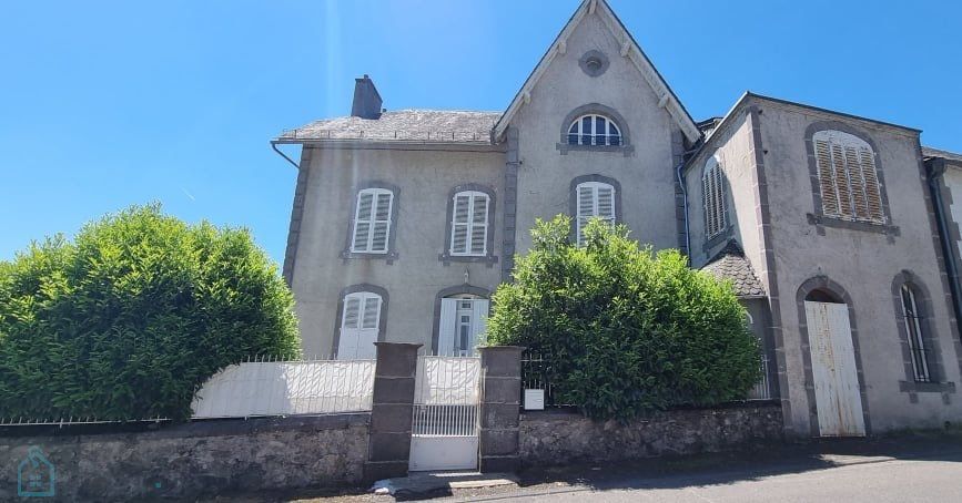 Casa en Auvernia, Francia - imagen 1