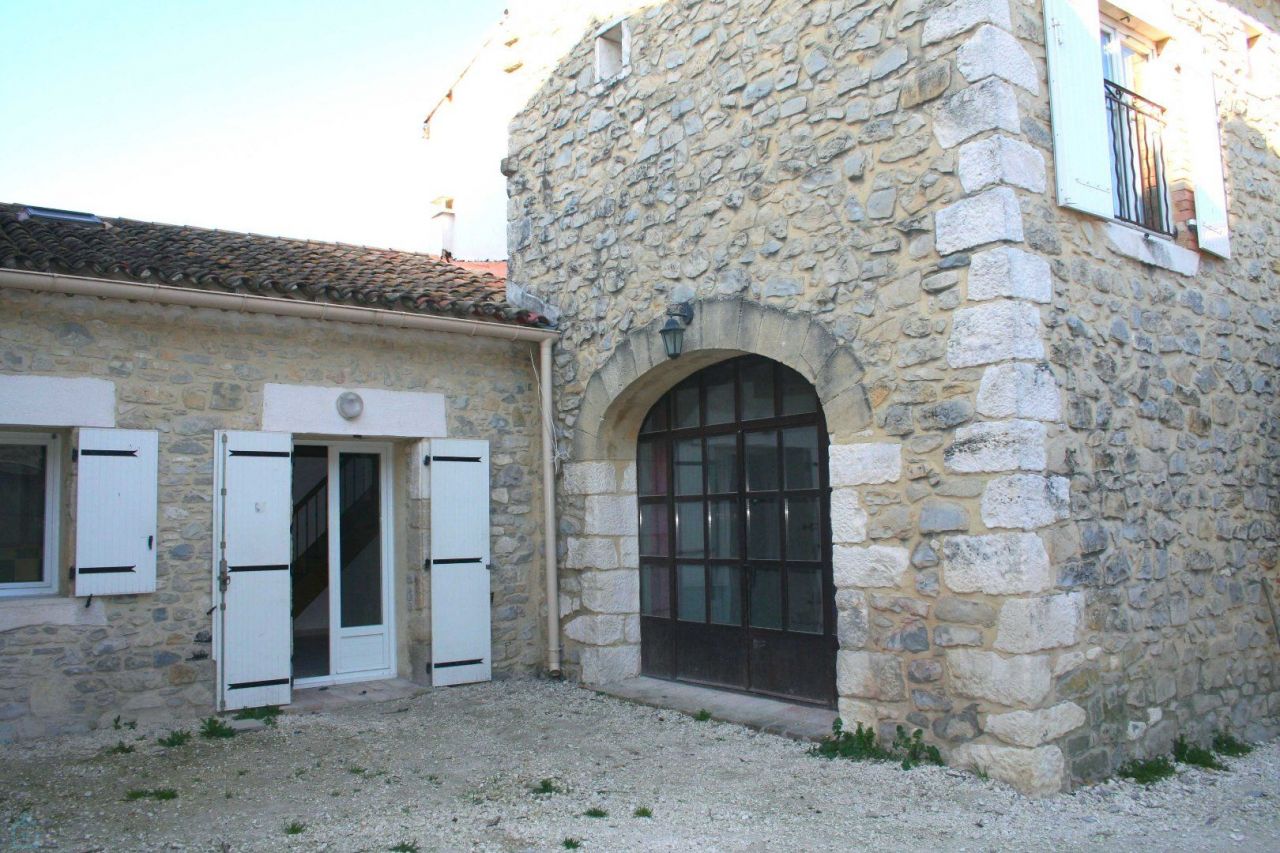 House in Nimes, France - picture 1