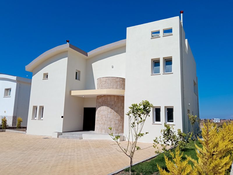 Villa in Esentepe, Cyprus, 274 sq.m - picture 1