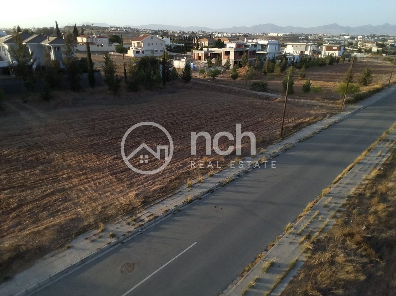 Land in Nicosia, Cyprus, 530 sq.m - picture 1