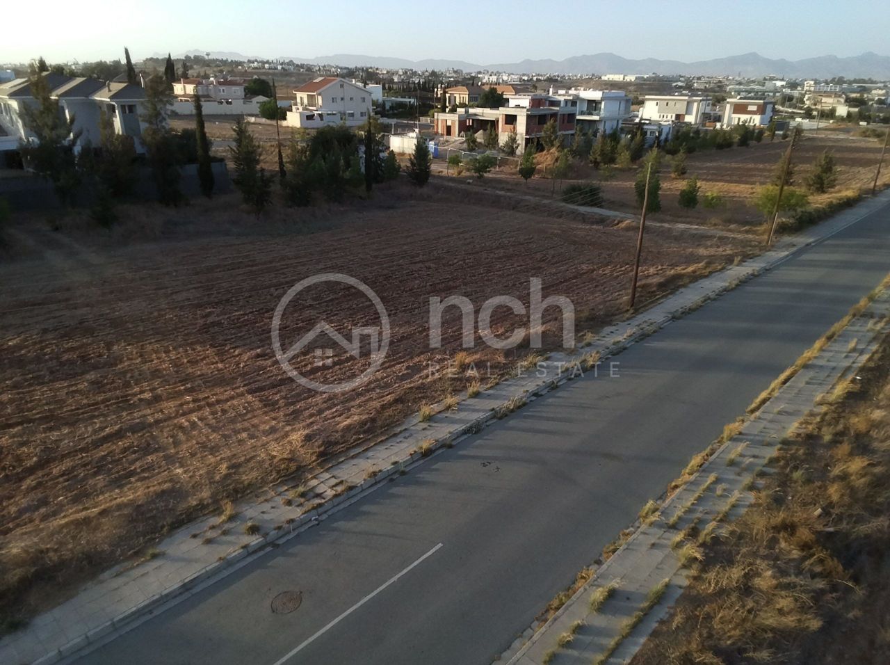 Terrain à Nicosie, Chypre, 807 m2 - image 1