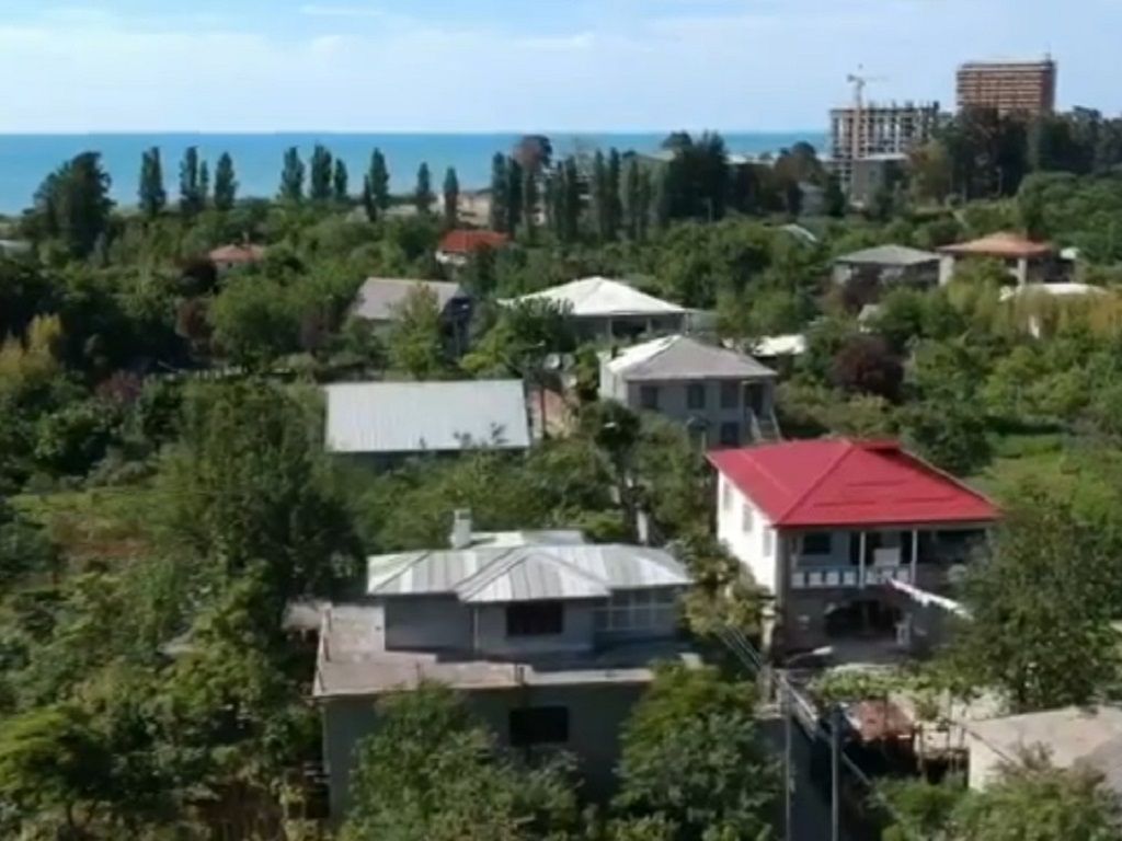 Haus in Batumi, Georgien, 350 m2 - Foto 1
