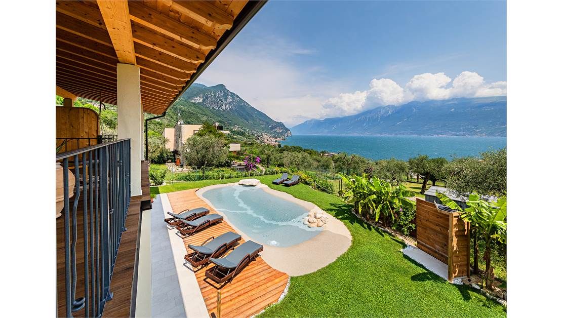Villa in Gardasee, Italien, 280 m2 - Foto 1