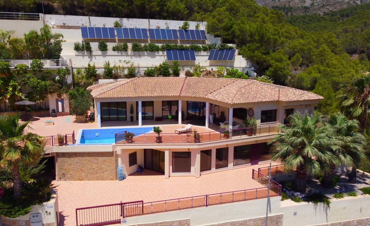 Villa en Altea, España, 950 m2 - imagen 1