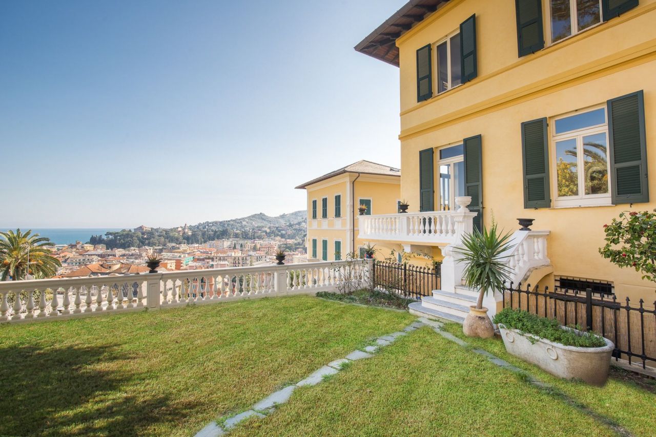 Villa en Santa Margherita Ligure, Italia, 515 m2 - imagen 1