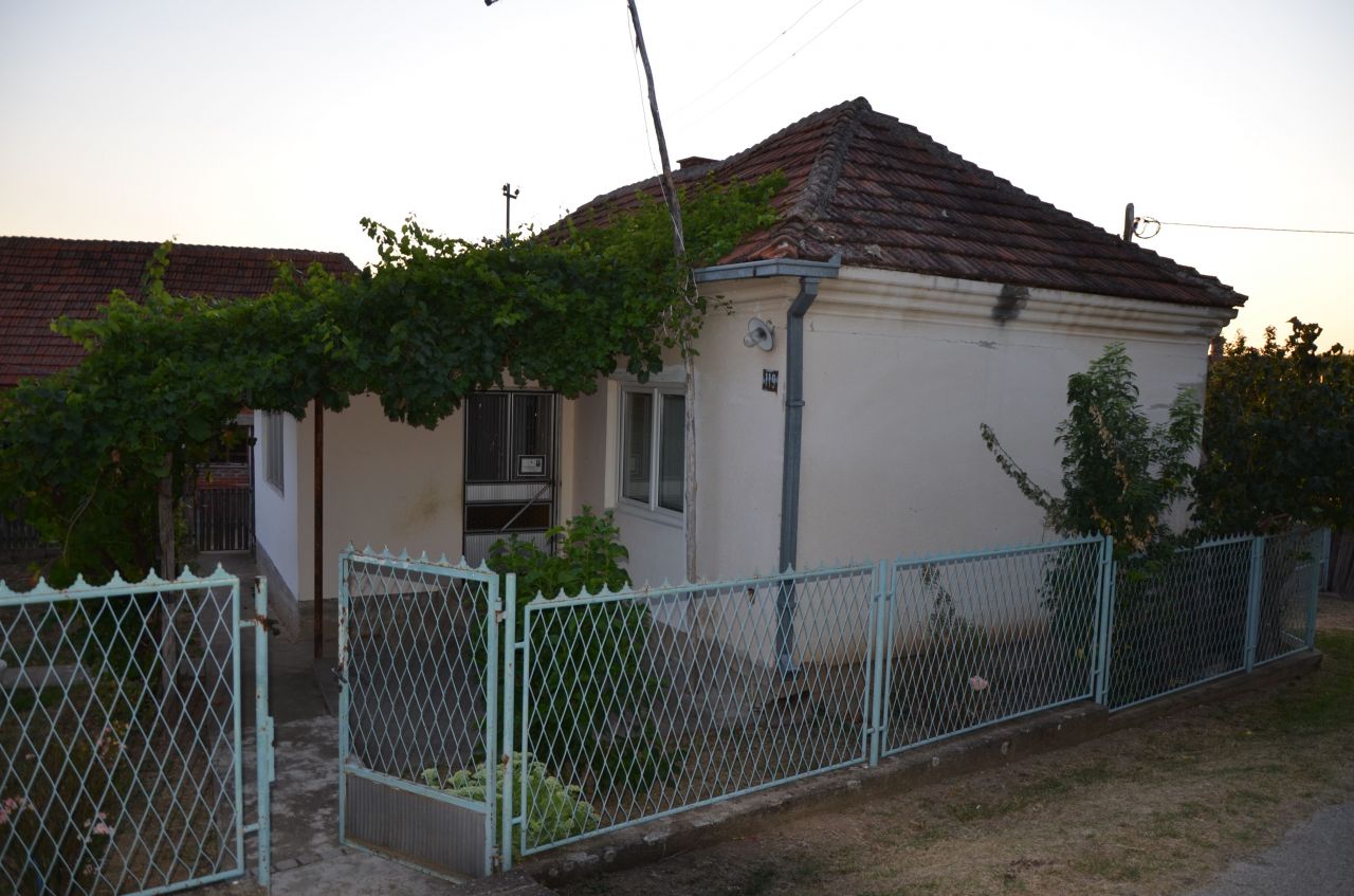 House in Kragujevac, Serbia, 60 sq.m - picture 1