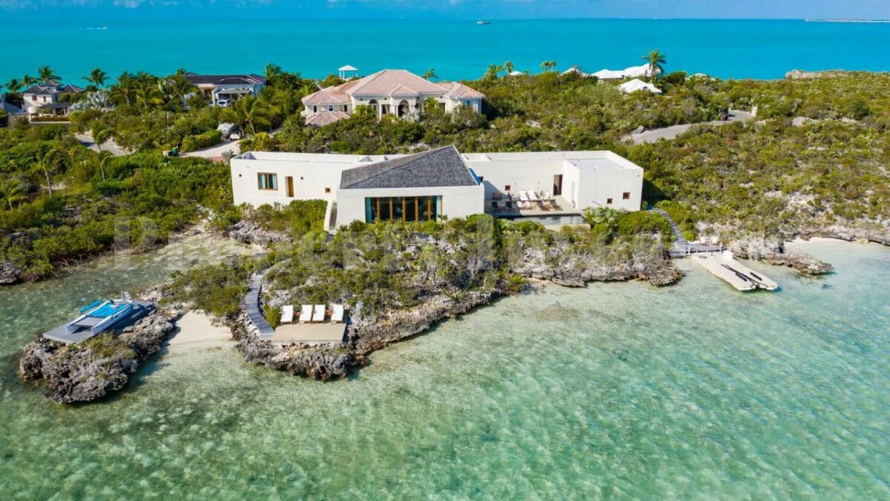 Villa Providensiales, Turks and Caicos Islands, 410 sq.m - picture 1