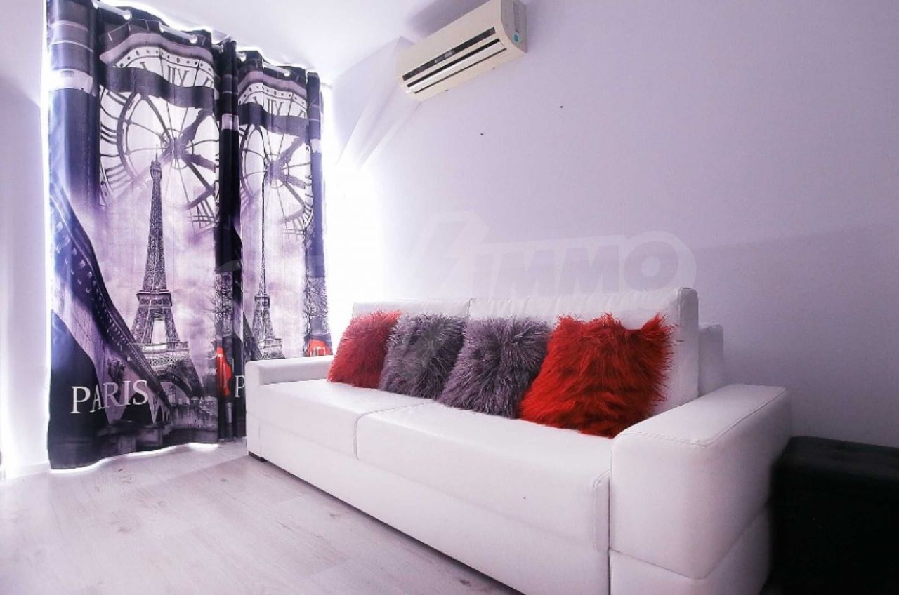Apartment in Balchik, Bulgaria, 62.35 sq.m - picture 1