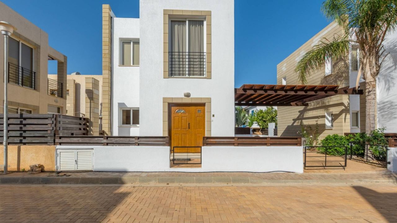 Villa en Protaras, Chipre, 90 m2 - imagen 1