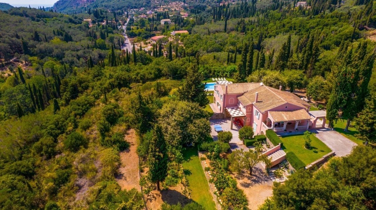 Villa in Insel Korfu, Griechenland, 533 m2 - Foto 1