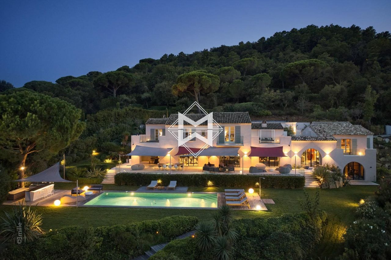 Villa in Ramatuelle, France, 500 sq.m - picture 1