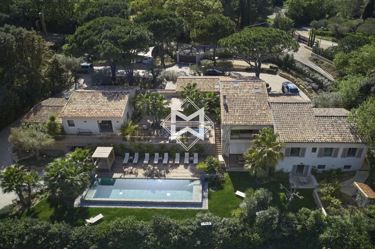 Casa en Saint-Tropez, Francia, 450 m2 - imagen 1