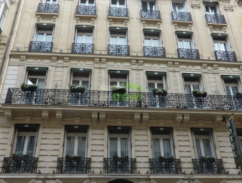 Investment project in Paris, France, 2 072 sq.m - picture 1