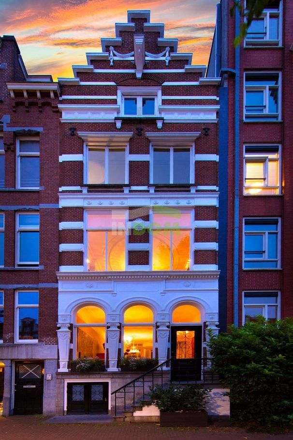 House in Amsterdam, Netherlands, 349 sq.m - picture 1