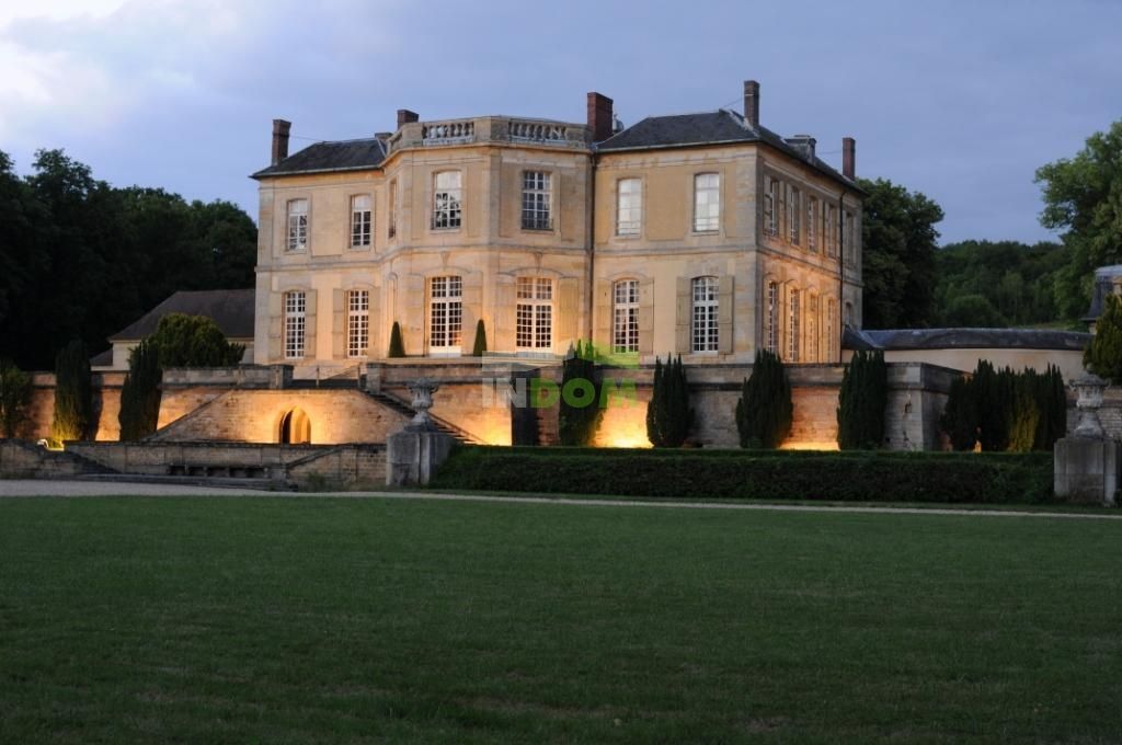 Château en Normandie, France, 20 000 m2 - image 1