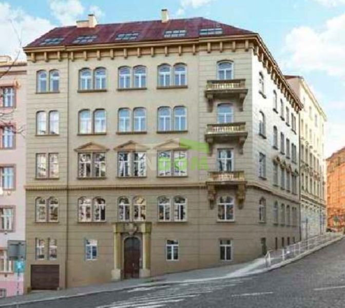 Commercial apartment building in Prague, Czech Republic, 2 800 sq.m - picture 1