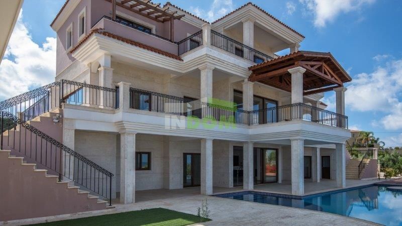 Villa in Paphos, Cyprus, 950 sq.m - picture 1