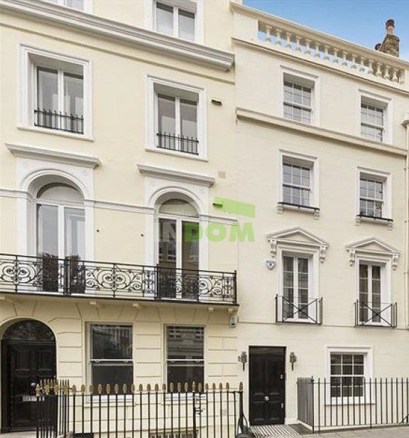 Townhouse in London, United Kingdom, 358.86 sq.m - picture 1
