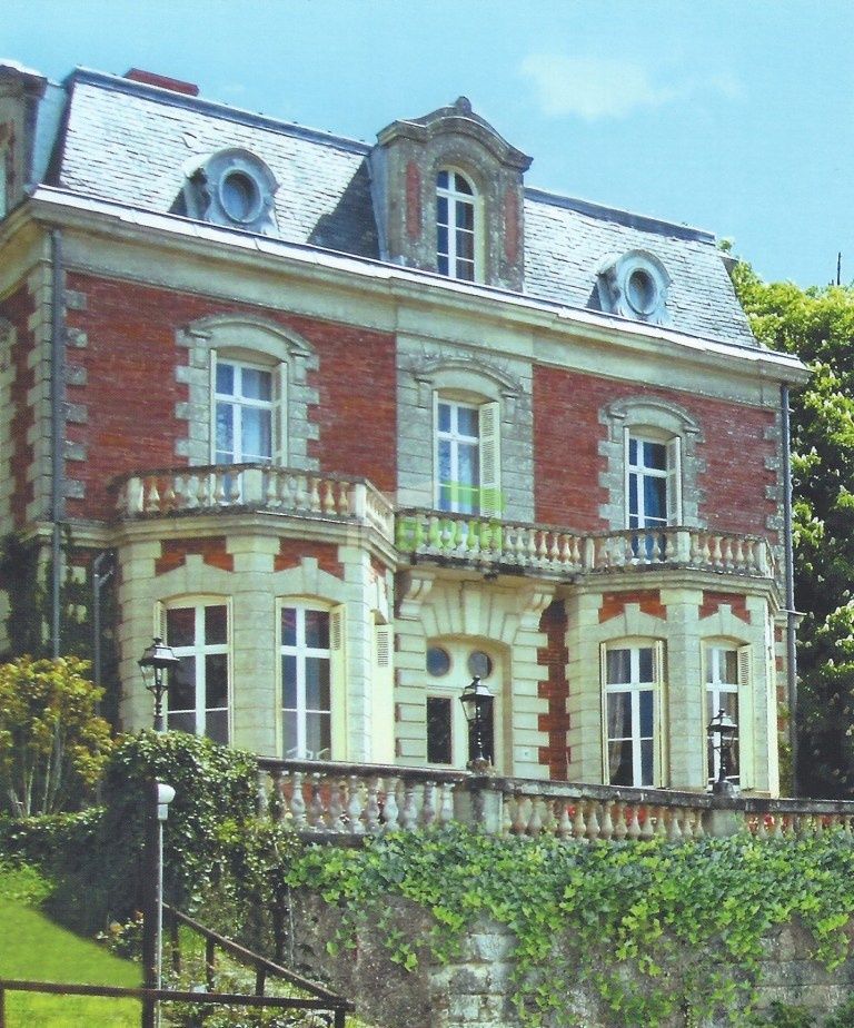 Hôtel Dolina Luary, France, 1 000 m2 - image 1