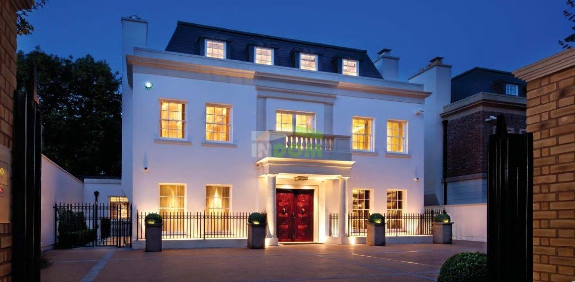 Mansion in London, United Kingdom, 2 000 sq.m - picture 1