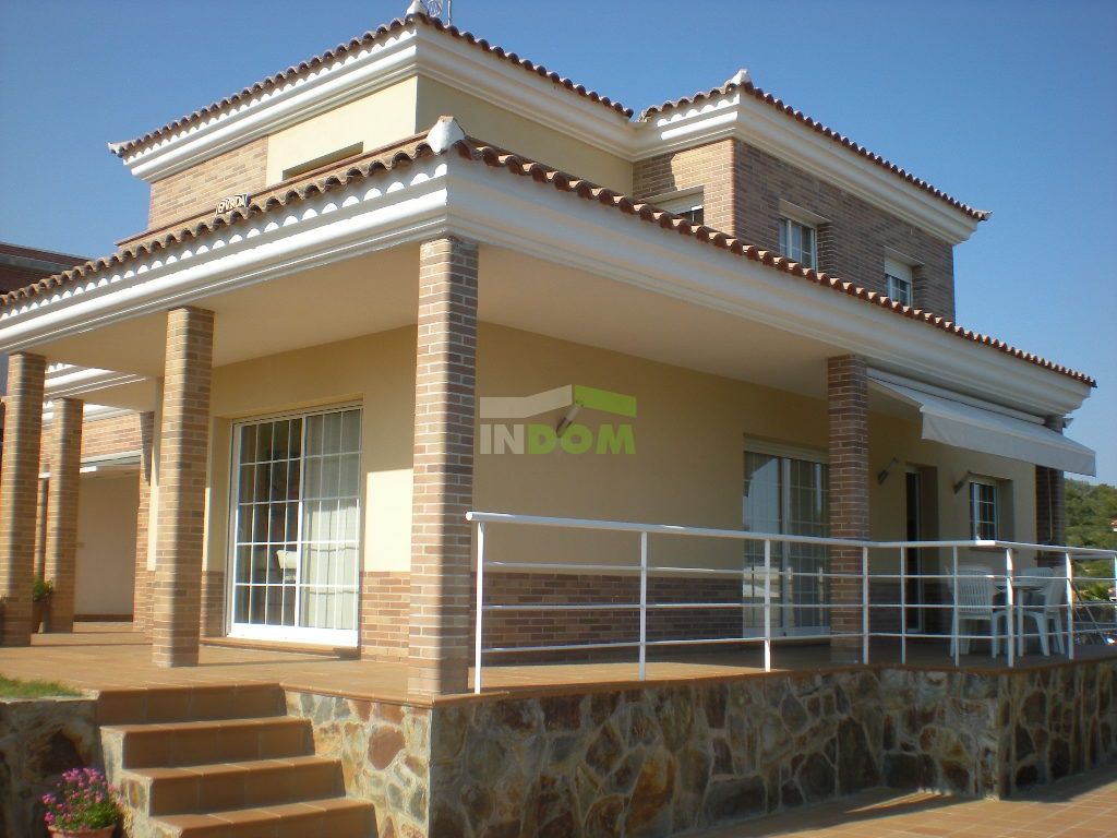 House on Costa Daurada, Spain, 307 sq.m - picture 1