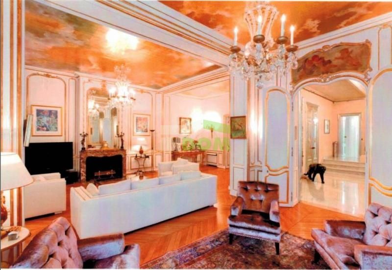 Apartment in Paris, France, 480 sq.m - picture 1