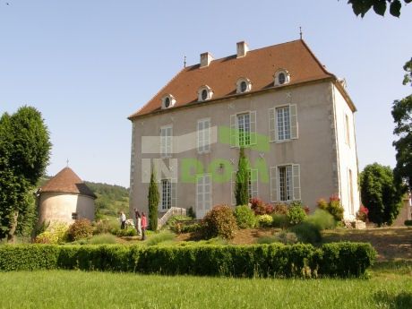 Castle in Burgundy, France, 550 sq.m - picture 1