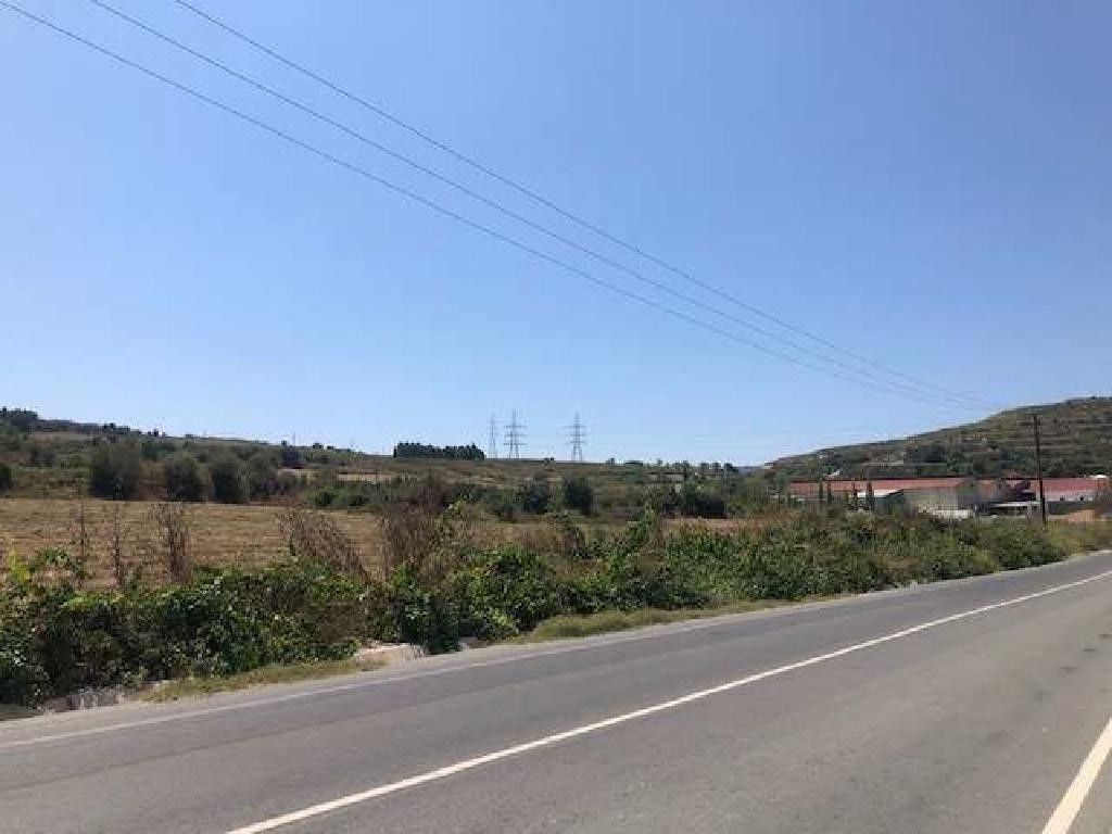 Land in Paphos, Cyprus, 7 953 sq.m - picture 1
