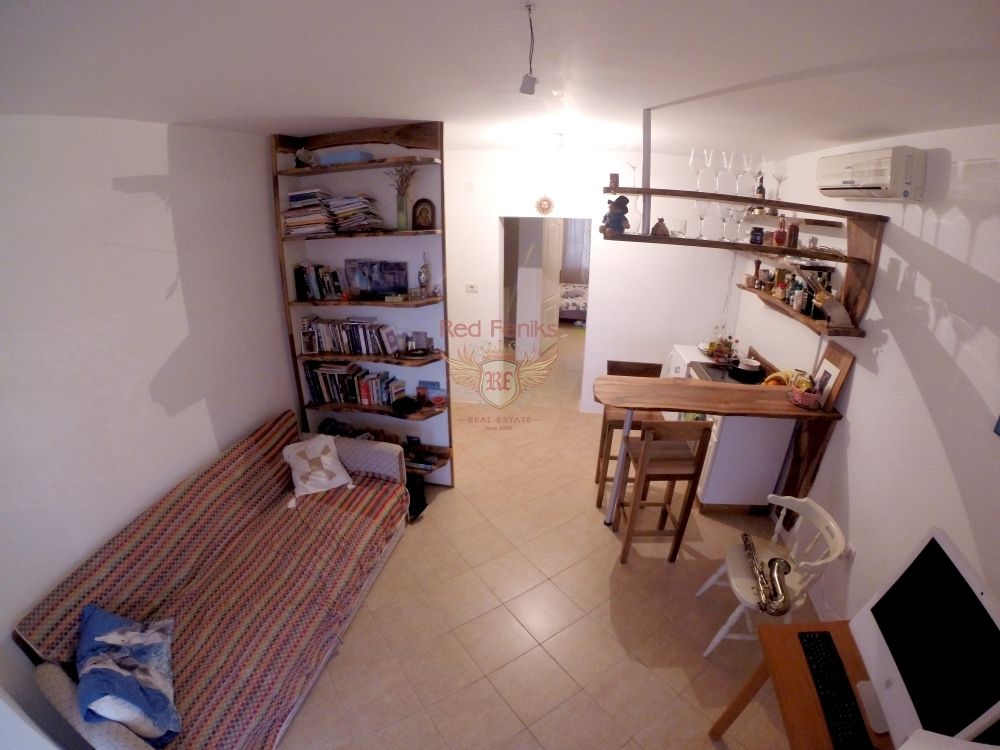 Wohnung in Tivat, Montenegro, 45 m2 - Foto 1