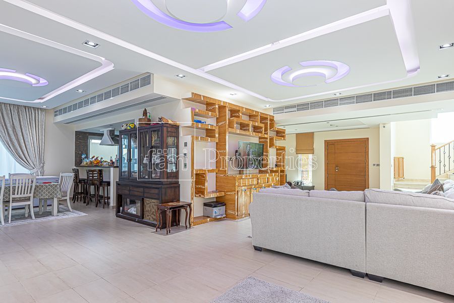 Maison à Dubaï, EAU, 516 m2 - image 1