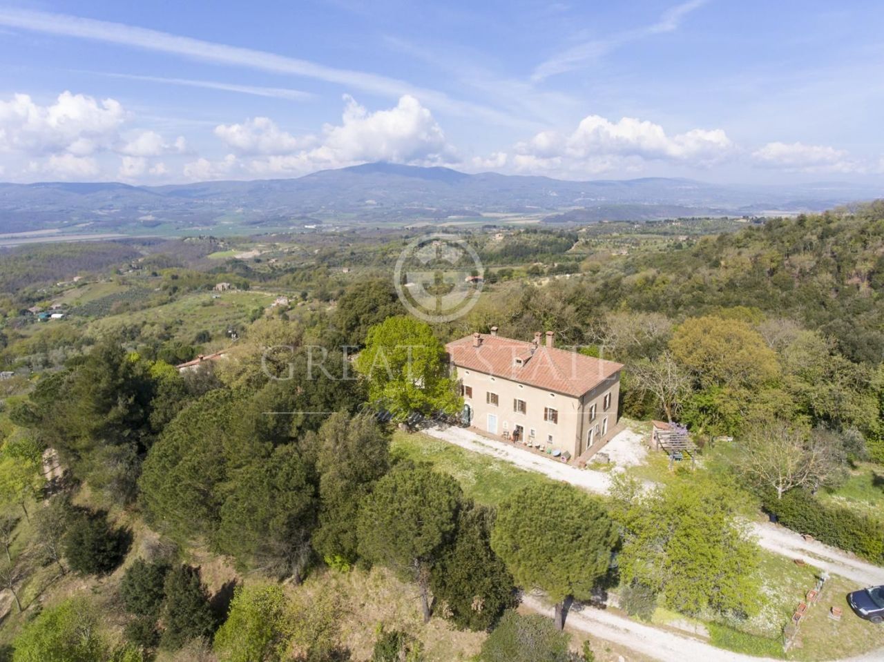 House in Citta della Pieve, Italy, 593.25 sq.m - picture 1