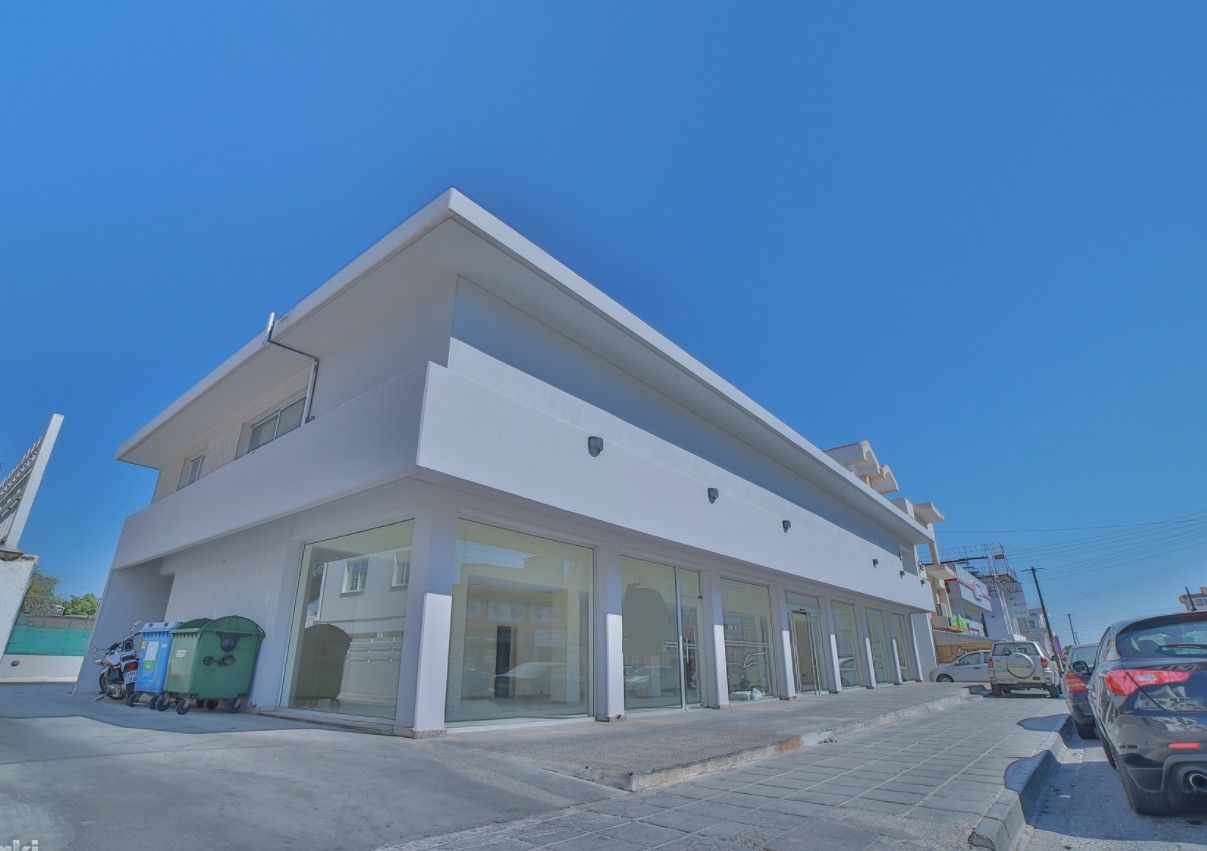 Commercial property in Limassol, Cyprus, 940 sq.m - picture 1